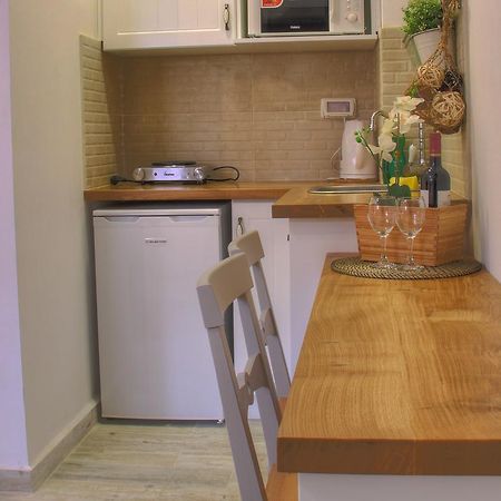 Banker'S Boutique Apartment Haifa Bagian luar foto