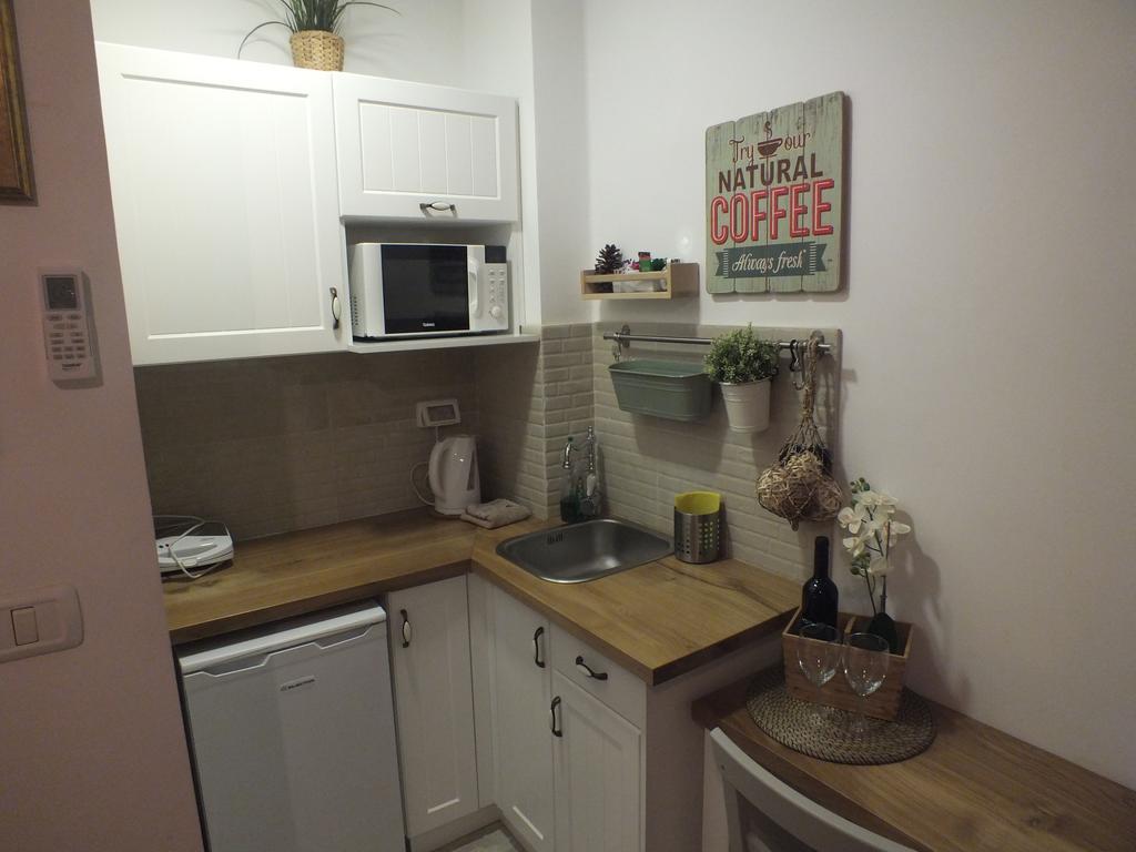 Banker'S Boutique Apartment Haifa Ruang foto